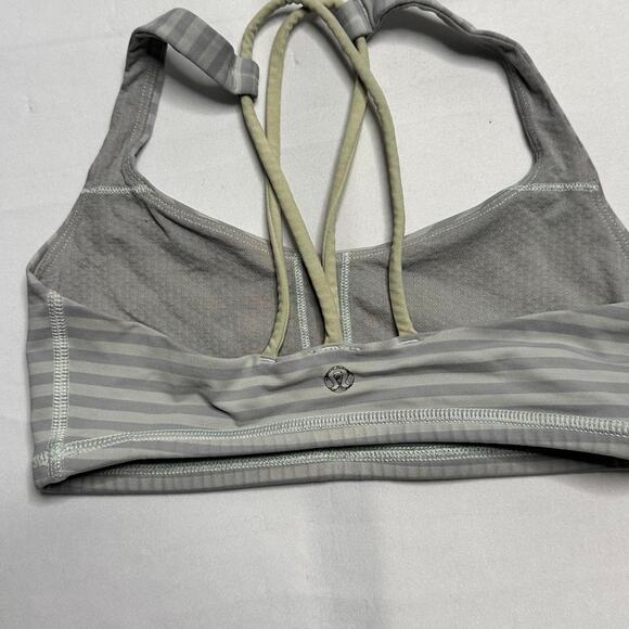 Lululemon Size 2 Sports Bra - Picture 1 of 3